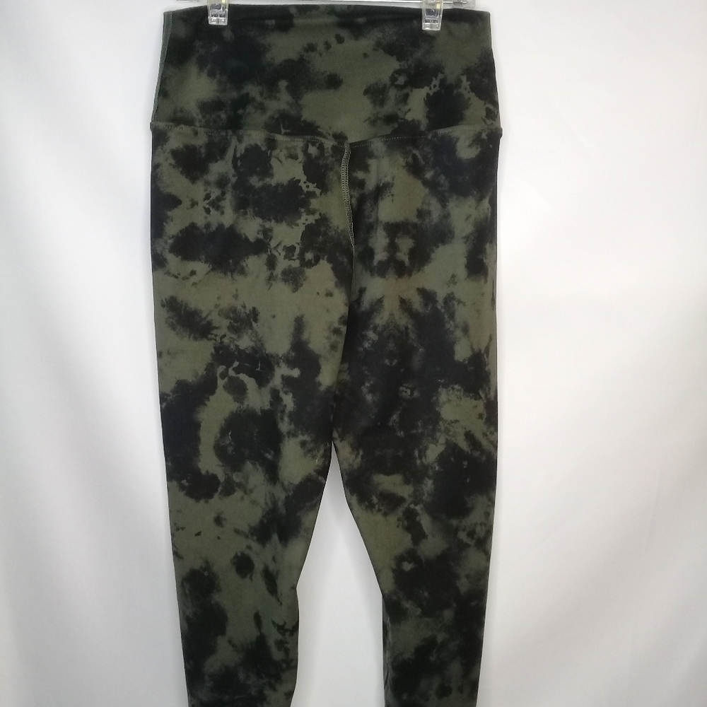 Evolution and Creation Olive Green Black Tie Dye Capri Cross Waist Legging Med - Picture 5 of 8